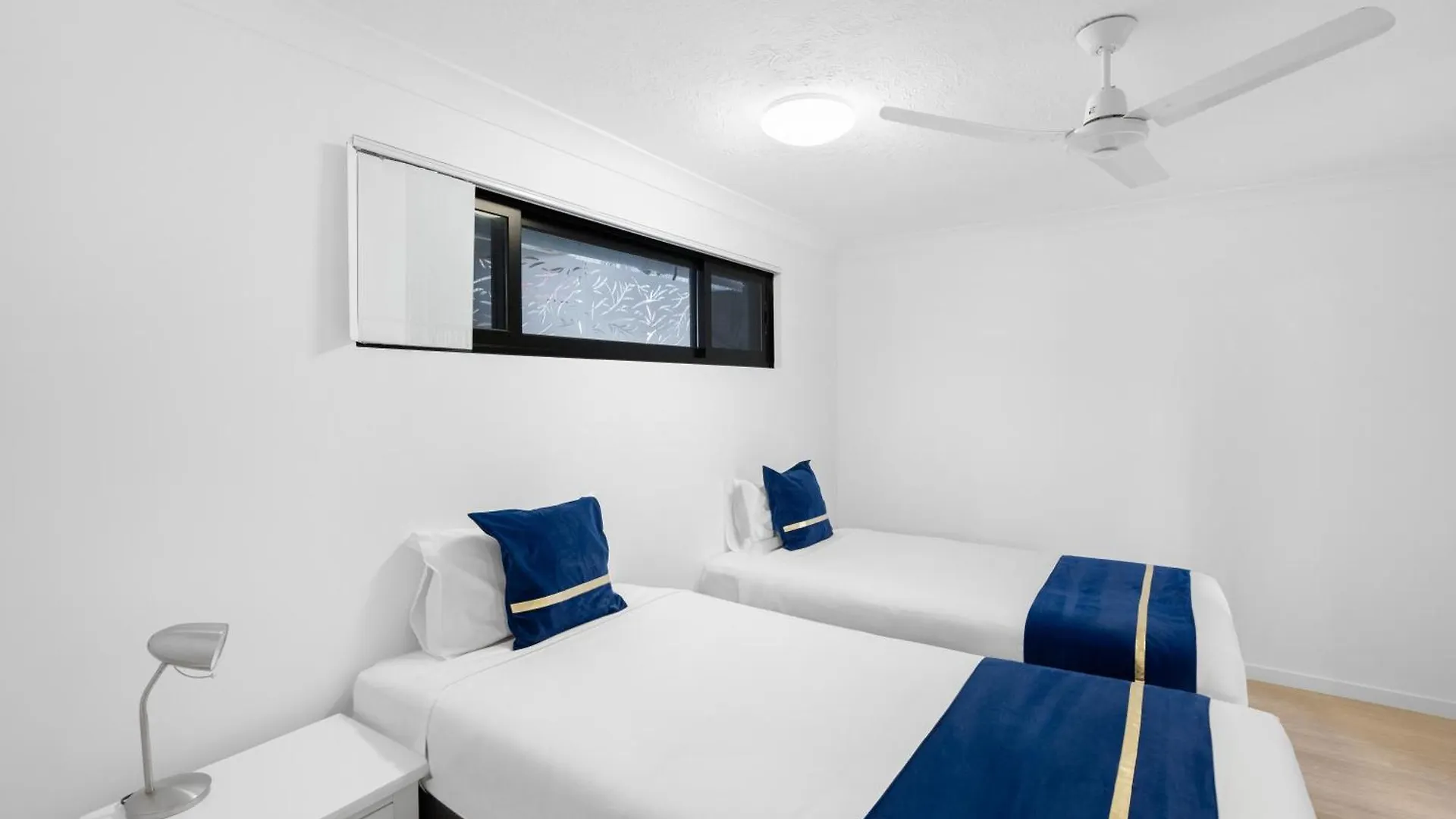 Montego Mermaid Beach Motel Gold Coast